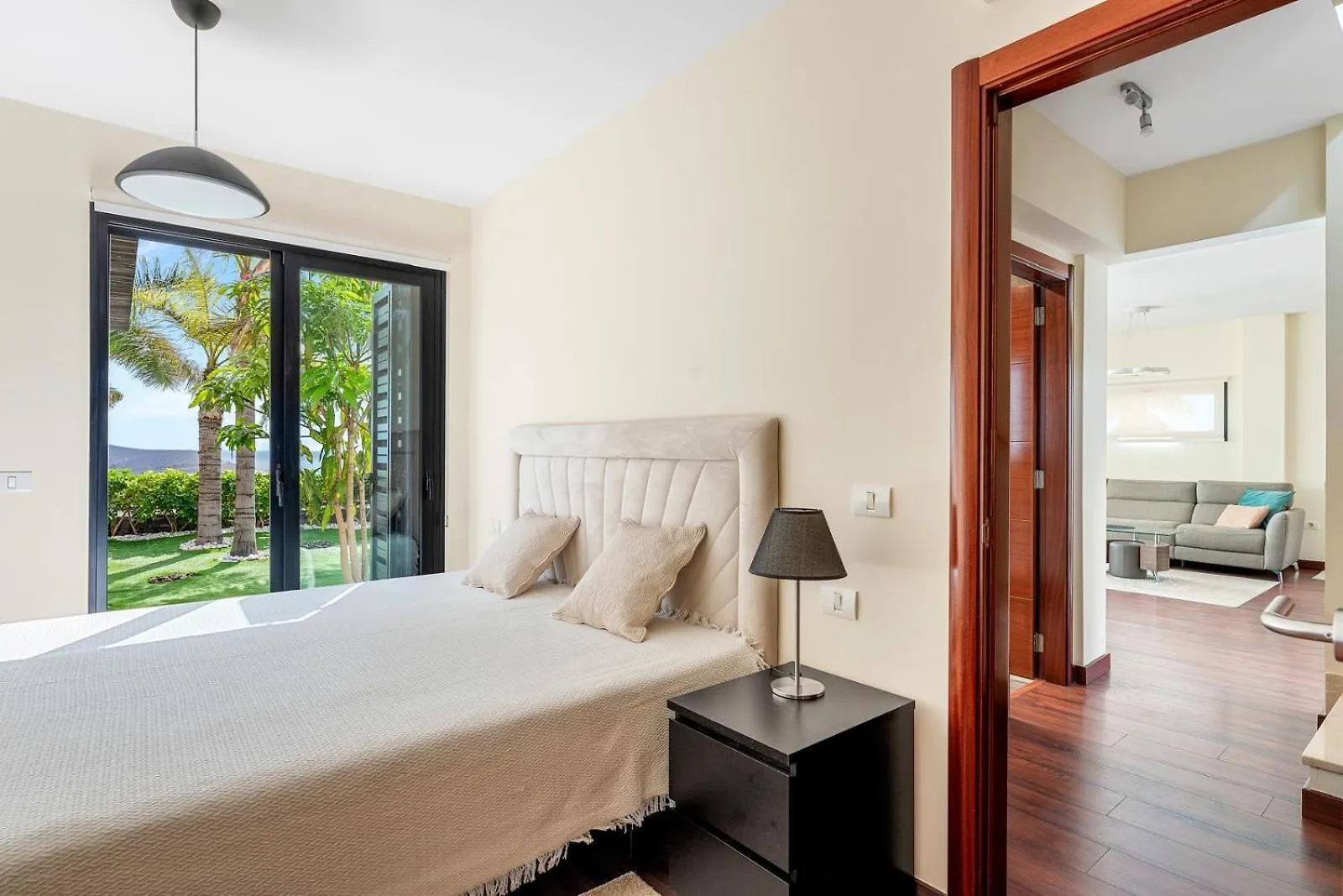 Villa Felicia 아데제 0*,  스페인